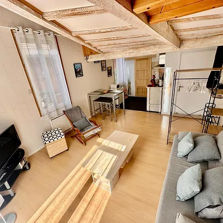 Le Marquis - Proche Gare - 15 Min Sanctuaire Appartement